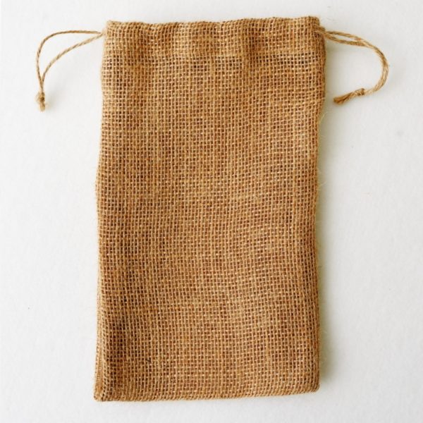 Упаковка «Мешочек» из джута (мешковины) с завязкой.